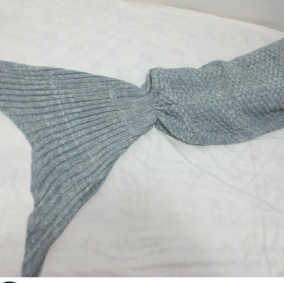 COPY - Mermaid Tail Blanket Adult Size - Picture 2 of 5
